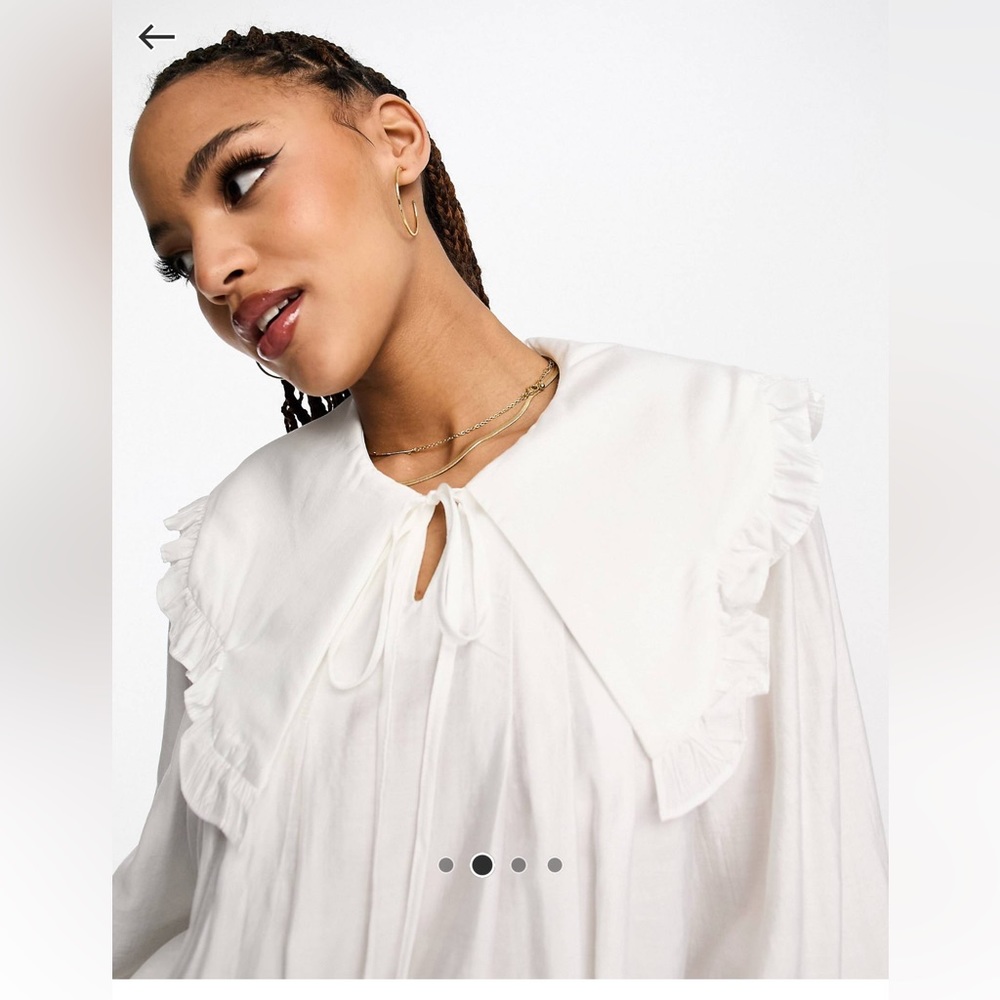 Puff sleeved shirt with oversized collar